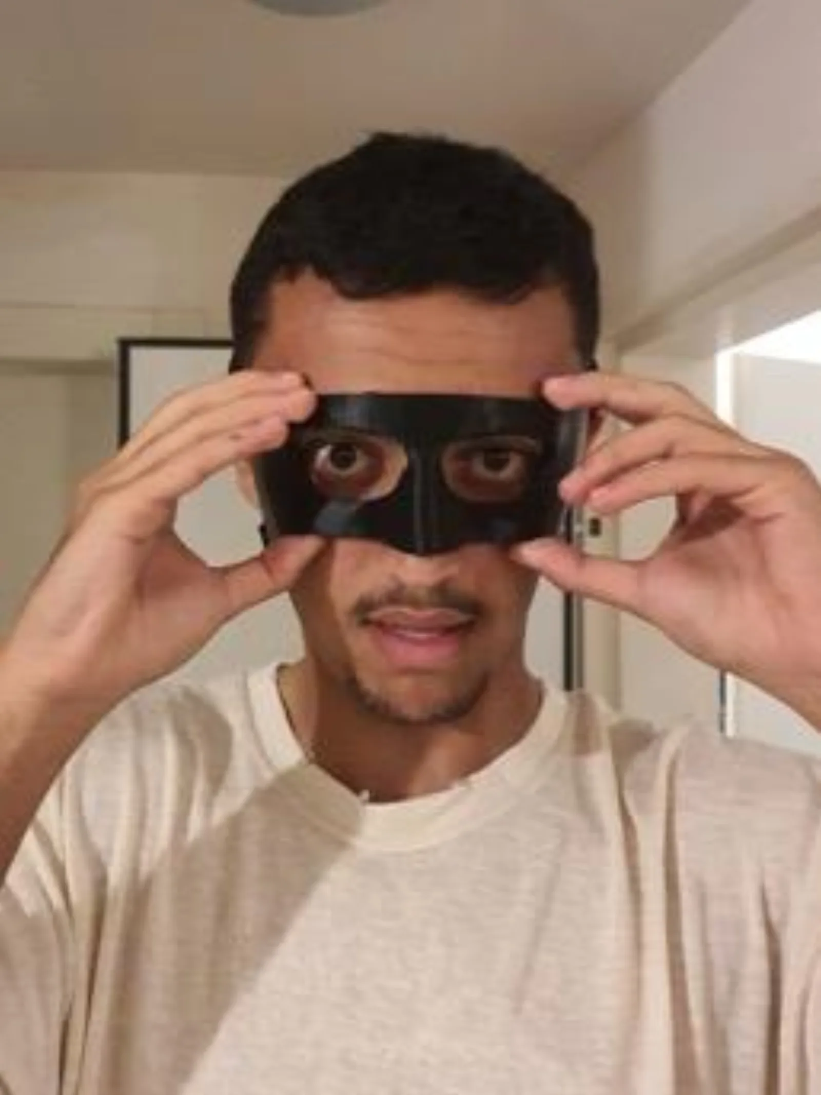 Patient checking mask fit